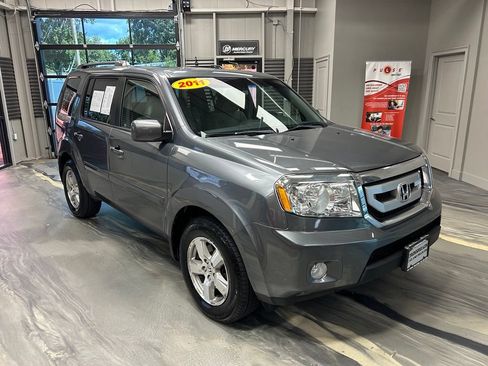 Used 2011 Honda Pilot EX image 1