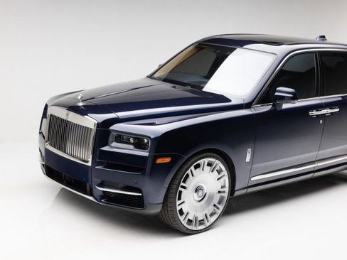 Used 2019 Rolls-Royce Cullinan image 25