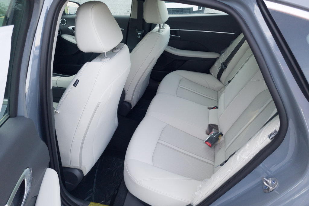New 2027 Hyundai Sonata SEL FWD image 13