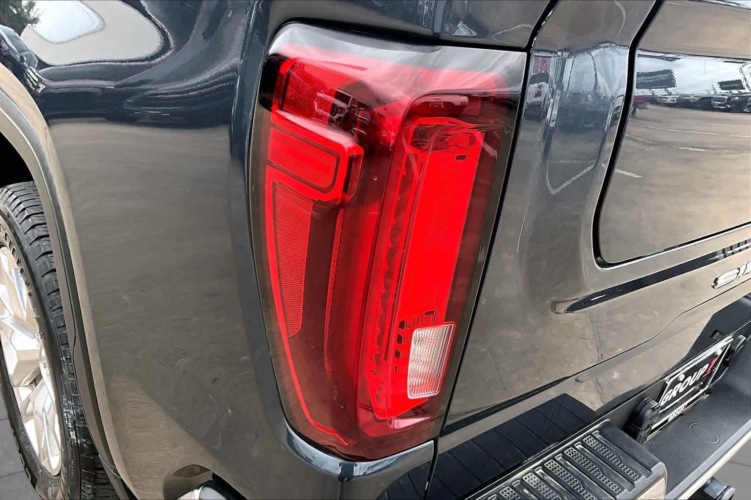 Used 2021 GMC Sierra 1500 SLT RWD image 29