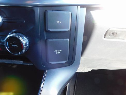 New 2025 Ford F150 Lariat w/ Equipment Group 501A Mid image 39