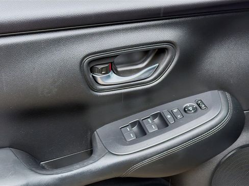 Certified 2023 Honda HR-V LX image 16