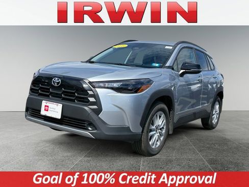 Used 2026 Toyota Corolla Cross LE w/ Cold Weather Package image 8