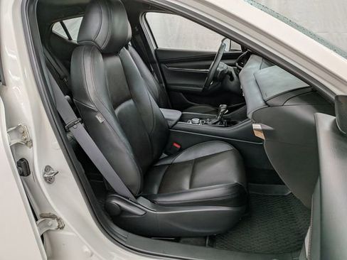 Used 2021 MAZDA MAZDA3 s image 21
