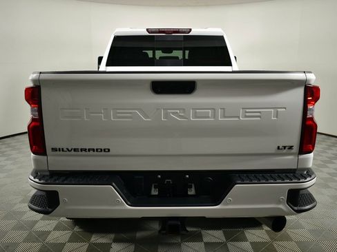 Used 2023 Chevrolet Silverado 2500 LTZ w/ LTZ Plus Package image 7