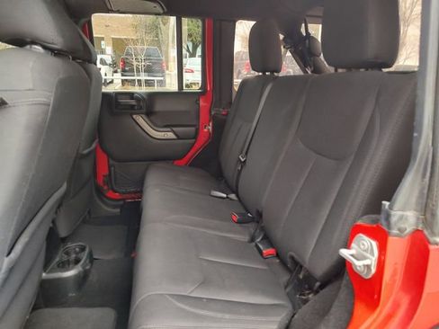 Certified 2018 Jeep Wrangler Unlimited Sport S image 25