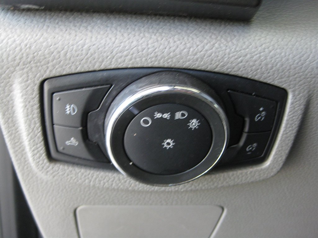 Used 2016 Ford F150 XLT RWD image 15
