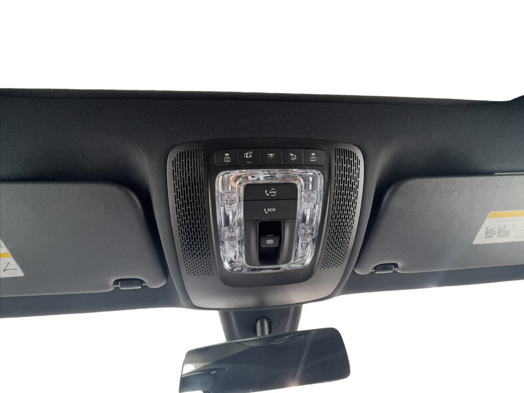 Used 2022 Mercedes-Benz GLA 250 4MATIC w/ Premium Package Lite image 45