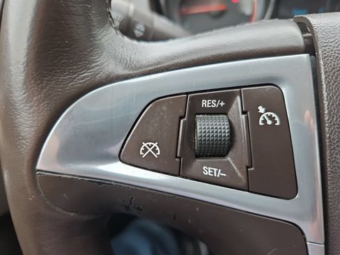 Used 2012 Buick Regal Leather FWD image 29
