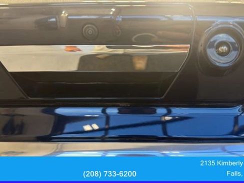 Used 2024 Ford F350 Platinum w/ FX4 Off-Road Package image 12