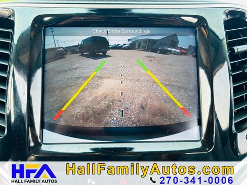 Used 2019 Jeep Cherokee Limited FWD image 26