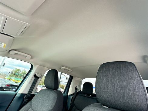 Certified 2024 Ford Maverick XLT w/ XLT Luxury Package image 11