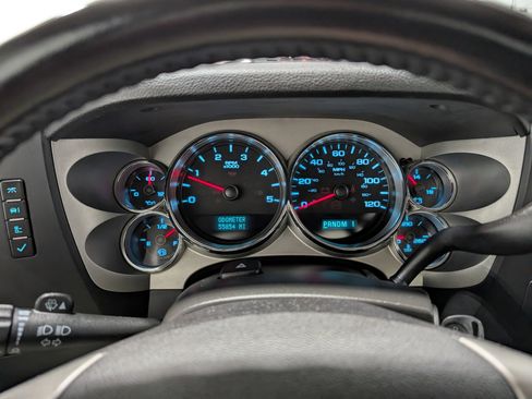 Used 2007 GMC Sierra 2500 SLE w/ Z71 Off-Road Package image 22