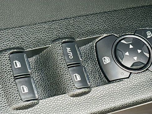 Used 2022 Ford EcoSport SE AWD/4WD image 17