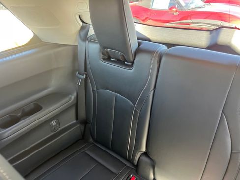 Used 2023 INFINITI QX60 Pure FWD image 41