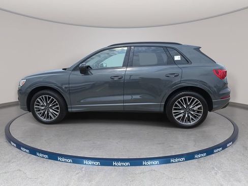 Used 2024 Audi Q3 2.0T Premium w/ Convenience Package AWD/4WD image 9