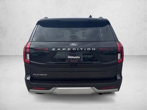 New 2025 Ford Expedition Platinum w/ Driver's Package AWD/4WD image 3
