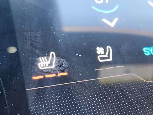 Certified 2025 Porsche Taycan Turbo image 21