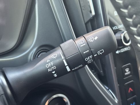 New 2025 Subaru Forester Limited image 18