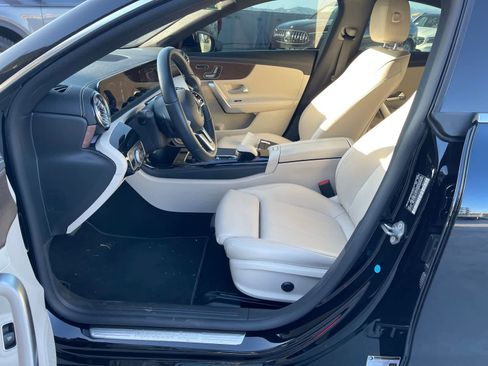 Used 2023 Mercedes-Benz CLA 250 image 6