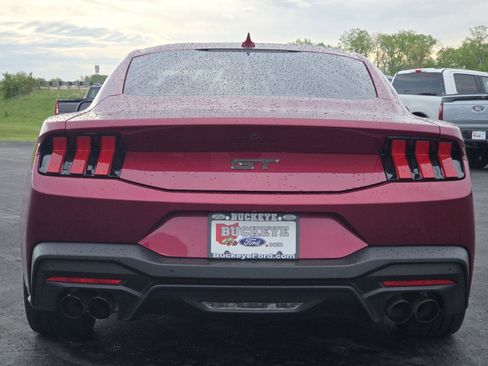 Used 2025 Ford Mustang GT Premium RWD image 16