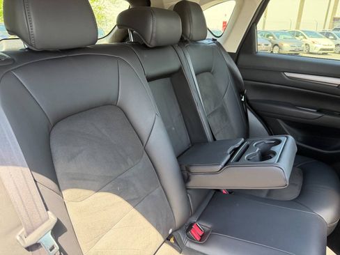 Used 2017 MAZDA CX-5 Touring w/ Preferred Equipment Package AWD/4WD image 37