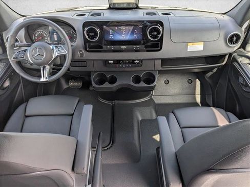 New 2026 Mercedes-Benz Sprinter 2500 image 14