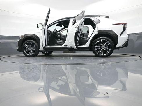 Certified 2023 Toyota bZ4X Limited image 49