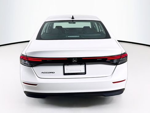 New 2025 Honda Accord SE image 30