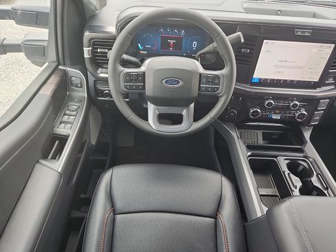 New 2026 Ford F250 Lariat w/ FX4 Off-Road Package AWD/4WD image 7