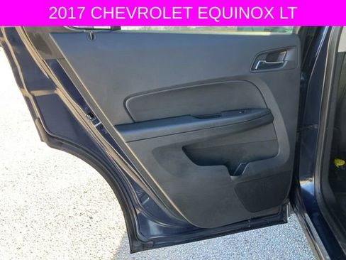 Used 2017 Chevrolet Equinox LT w/ Convenience Package image 19