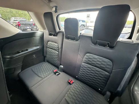 Used 2024 Nissan Pathfinder S w/ Cargo Package AWD/4WD image 4