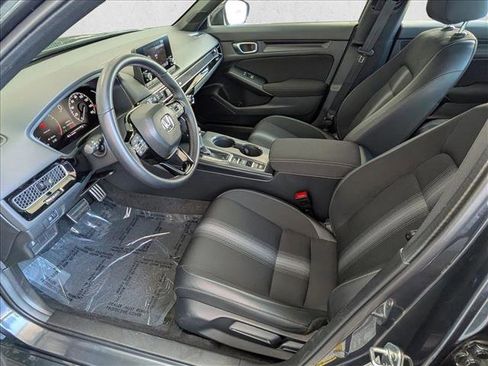 Used 2025 Honda Civic Sport image 16