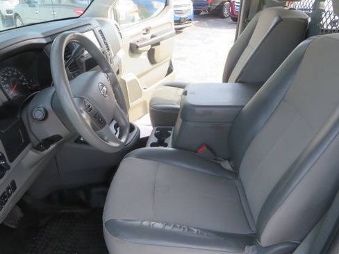 Used 2019 Nissan NV 2500 SV RWD image 13