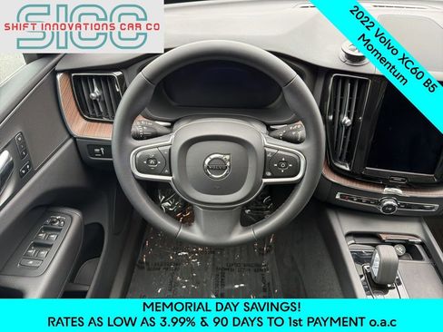 Used 2022 Volvo XC60 B5 Momentum AWD/4WD image 11