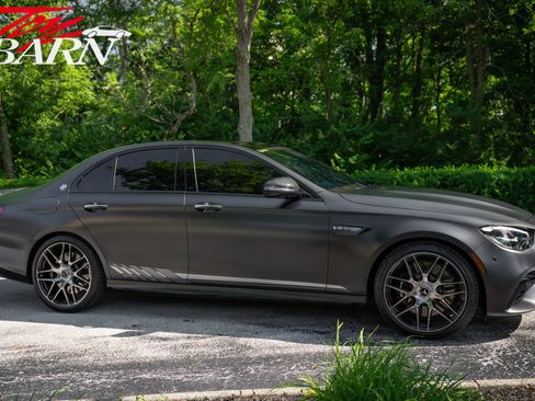 Used 2023 Mercedes-Benz E 63 AMG S image 2