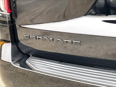 Used 2023 Cadillac Escalade V w/ LPO, Floor Liner Package image 27