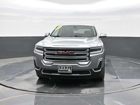 Used 2023 GMC Acadia SLE image 3