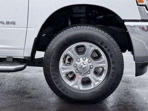 Used 2024 RAM 2500 Big Horn w/ Bed Utility Group image 11