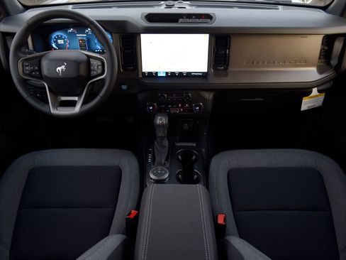 New 2026 Ford Bronco Big Bend image 7