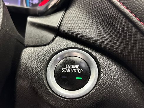 Used 2023 Chevrolet Equinox RS w/ RS Leather Package AWD/4WD image 33