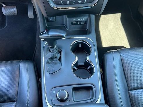 Used 2019 Dodge Durango R/T w/ Technology Group AWD/4WD image 30