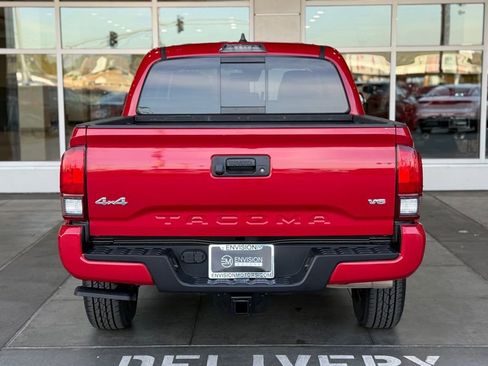 Certified 2021 Toyota Tacoma SR5 w/ Technology Package image 11