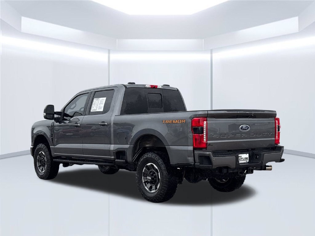 Used 2023 Ford F250 Lariat w/ Lariat Ultimate Package AWD/4WD image 5