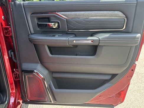 New 2026 RAM 2500 Limited AWD/4WD image 18