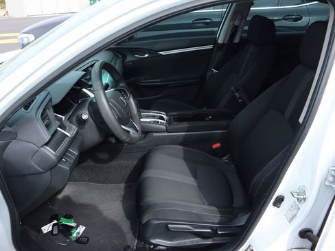 Certified 2017 Honda Civic EX image 9