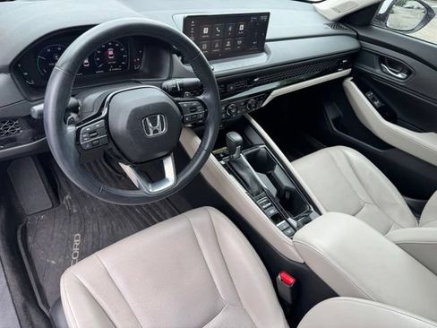 Used 2024 Honda Accord Touring image 16