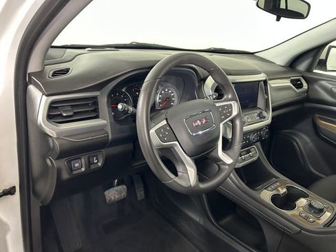 Used 2023 GMC Acadia SLE w/ Driver Convenience Package image 14