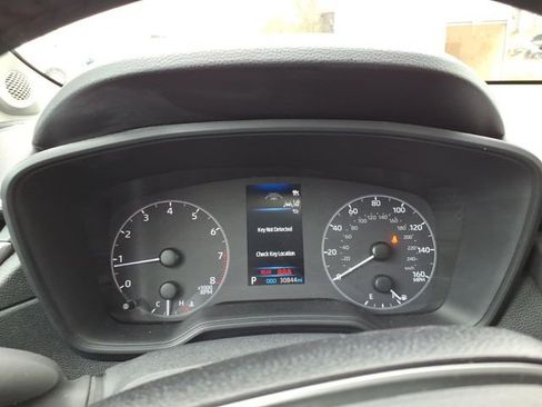 Used 2023 Toyota Corolla Cross LE image 23