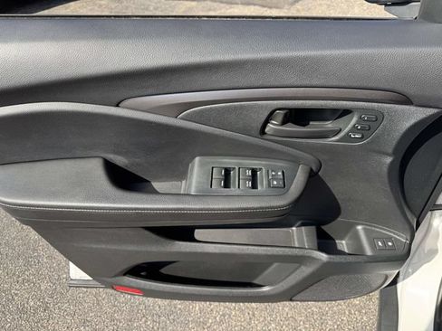 Certified 2023 Honda Passport EX-L image 15